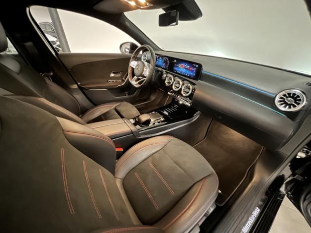 MERCEDES-BENZ Classe A 200 Berline AMG Line  