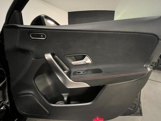 MERCEDES-BENZ Classe A 200 Berline AMG Line  