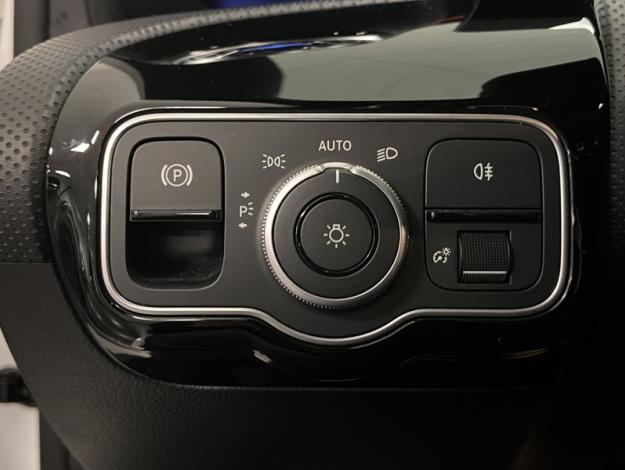 MERCEDES-BENZ Classe A 180 d AMG Line  
