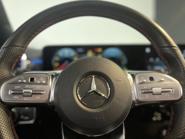 MERCEDES-BENZ Classe A 250 e AMG Line  