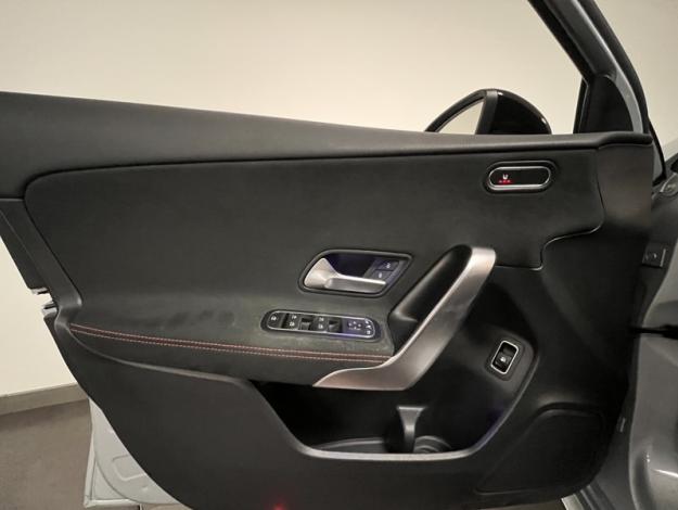 MERCEDES-BENZ Classe A 250 e AMG Line  