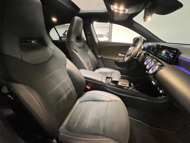 MERCEDES-BENZ Classe A 250 e AMG Line  