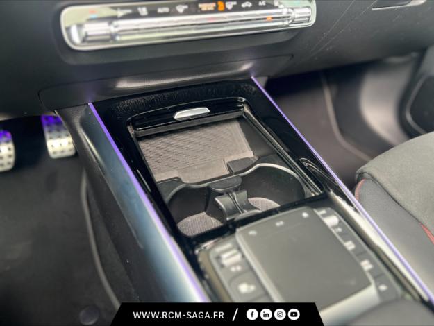 MERCEDES-BENZ EQA 250 AMG Line  