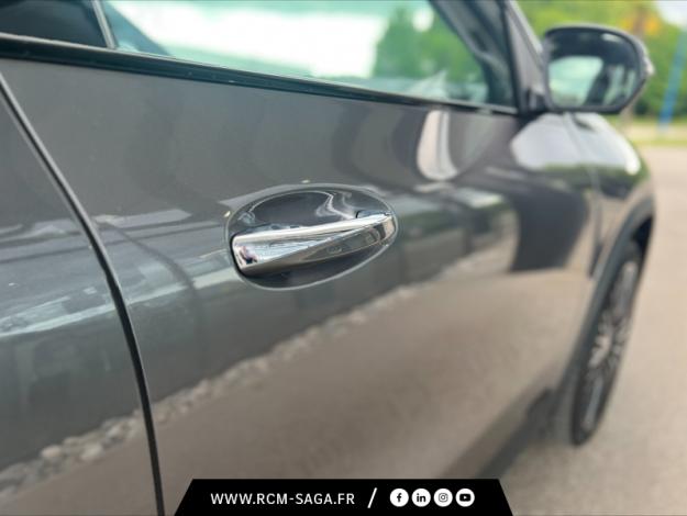MERCEDES-BENZ EQA 250 AMG Line  