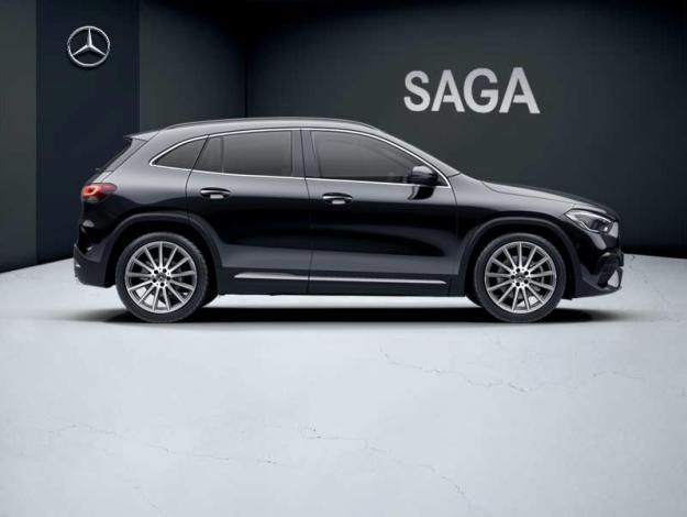MERCEDES-BENZ GLA 200 AMG Line  GLA 200 AMG Line
