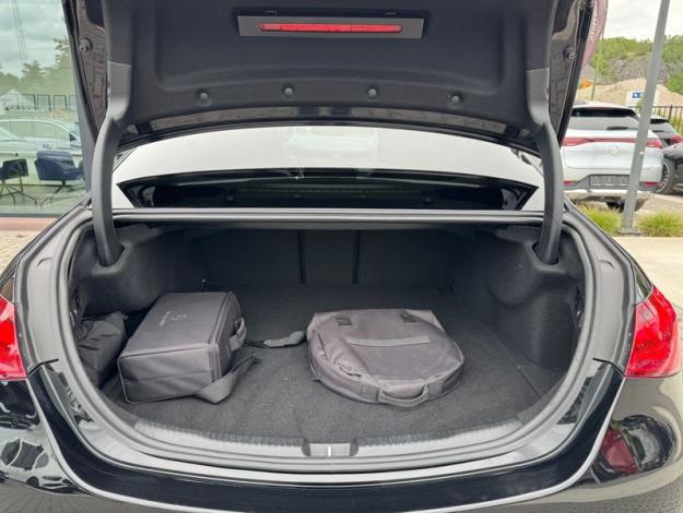 MERCEDES-BENZ C 300 e AMGLine  