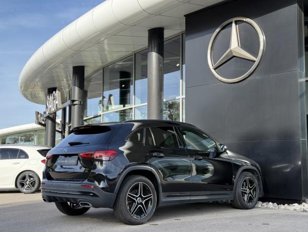 MERCEDES-BENZ GLA 200 d AMG Line  