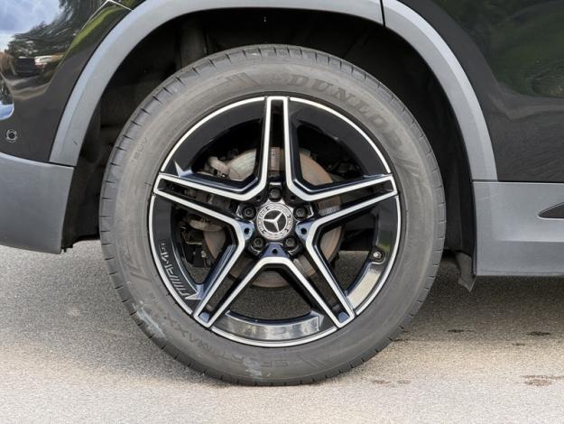 MERCEDES-BENZ GLA 200 d AMG Line  