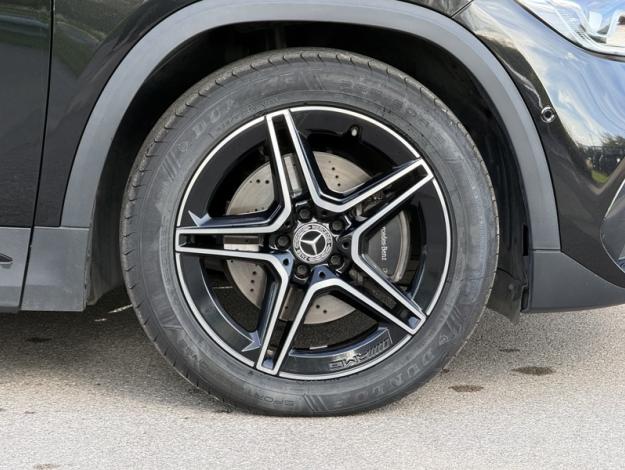 MERCEDES-BENZ GLA 200 d AMG Line  