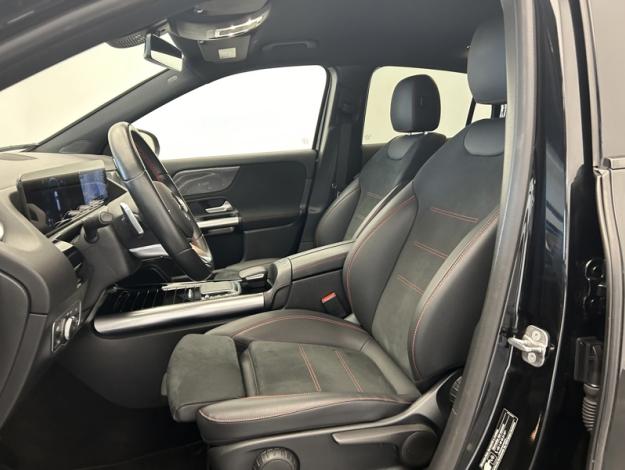MERCEDES-BENZ GLA 200 d AMG Line  