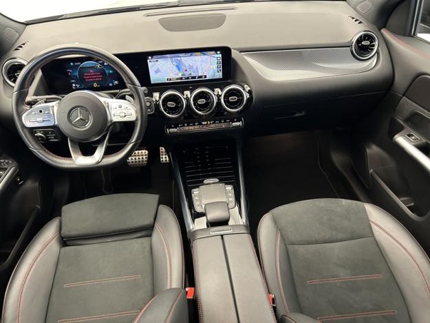 MERCEDES-BENZ GLA 200 d AMG Line  