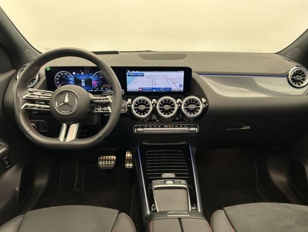 MERCEDES-BENZ GLA 200 d AMG Line  