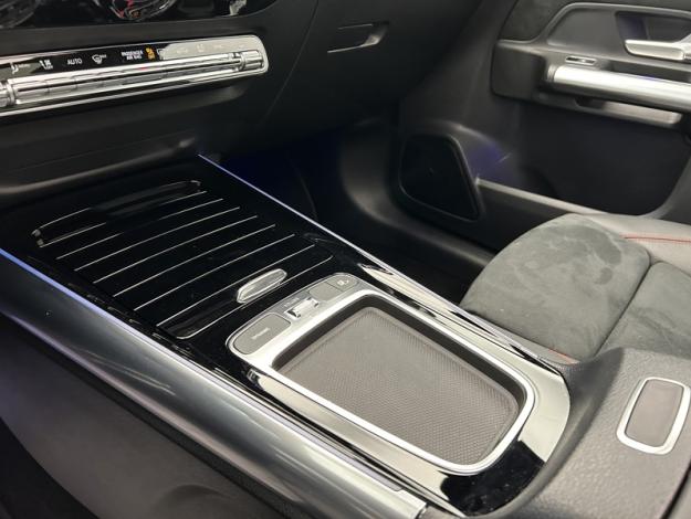 MERCEDES-BENZ GLA 200 d AMG Line  