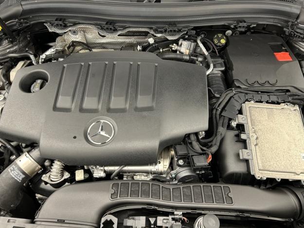 MERCEDES-BENZ GLA 200 d AMG Line  