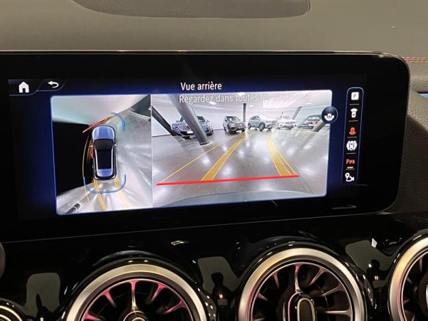 MERCEDES-BENZ EQA 250+ AMG Line  