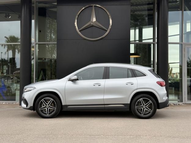 MERCEDES-BENZ EQA 250+ AMG Line  