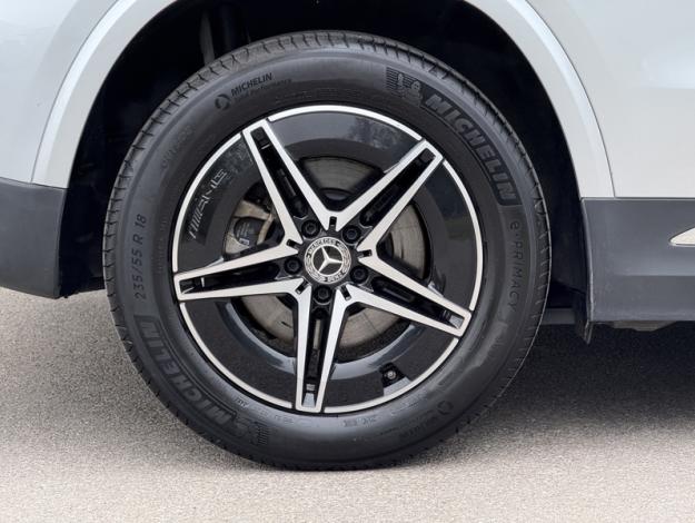 MERCEDES-BENZ EQA 250+ AMG Line  
