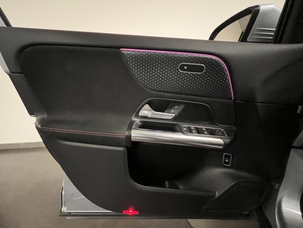 MERCEDES-BENZ EQA 250+ AMG Line  