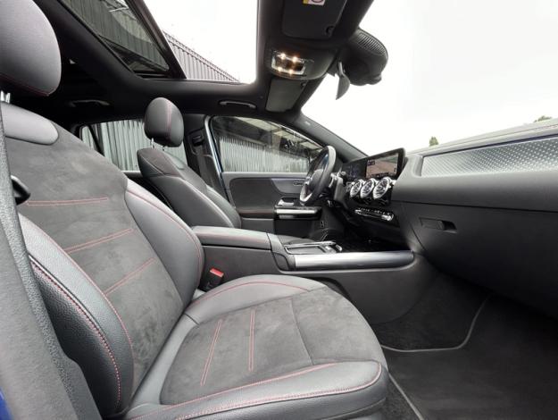 MERCEDES-BENZ EQA 250+ AMG Line  
