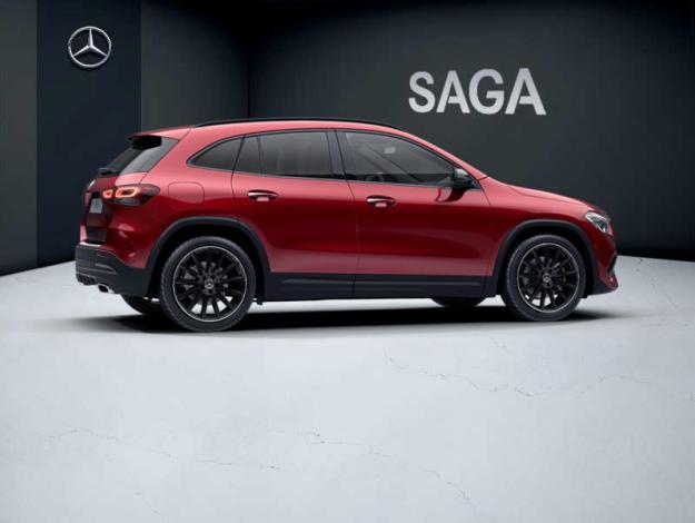 MERCEDES-BENZ GLA 250 e AMG Line  