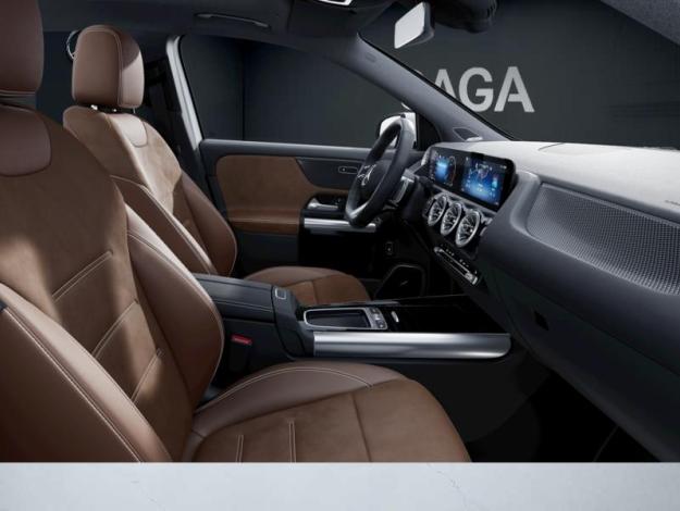 MERCEDES-BENZ GLA 200 d AMG Line  GLA 200 d AMG Line