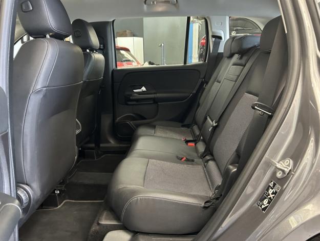 MERCEDES-BENZ GLB 180 d Style  