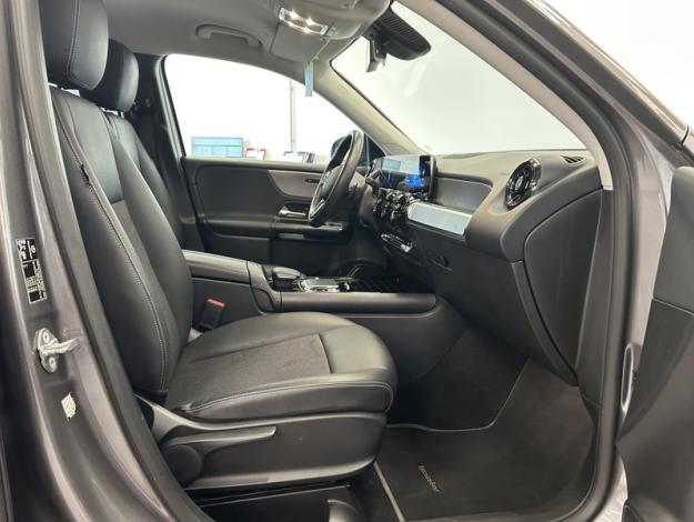 MERCEDES-BENZ GLB 180 d Style  