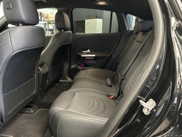 MERCEDES-BENZ EQA 250 Business Edition  