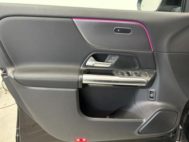 MERCEDES-BENZ EQA 250 Business Edition  