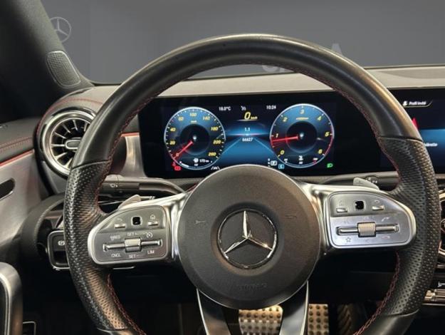 MERCEDES-BENZ CLA 200 d Coupé AMG Pack Night Pano  