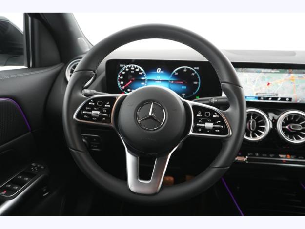 MERCEDES-BENZ EQA 250 Business Edition  