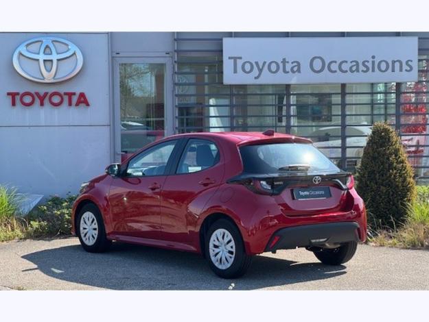 TOYOTA Yaris 120 VVT-i Dynamic MY22  