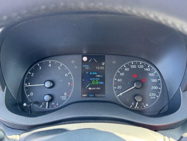 TOYOTA Yaris 120 VVT-i Dynamic MY22  