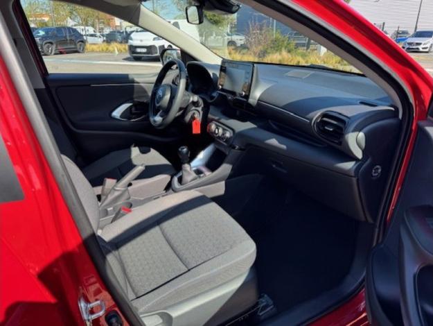 TOYOTA Yaris 120 VVT-i Dynamic MY22  