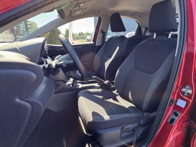 TOYOTA Yaris 120 VVT-i Dynamic MY22  