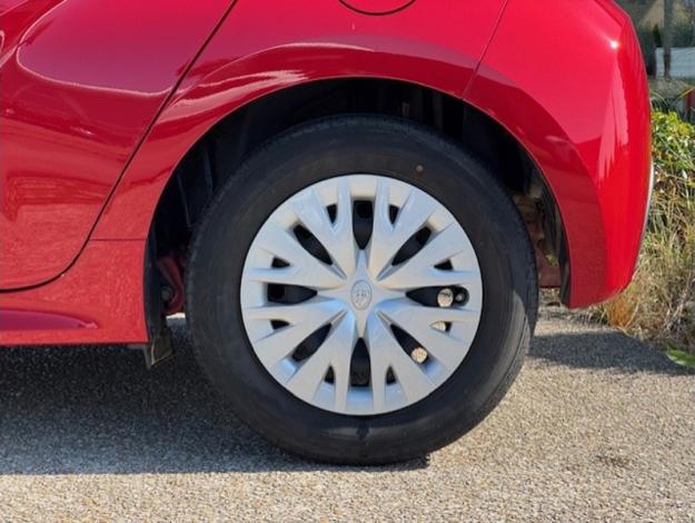 TOYOTA Yaris 120 VVT-i Dynamic MY22  
