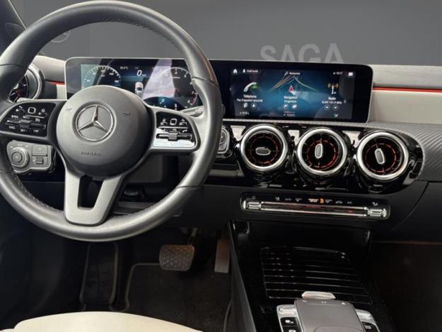 MERCEDES-BENZ A-Klasse A 200 Launch Edition
