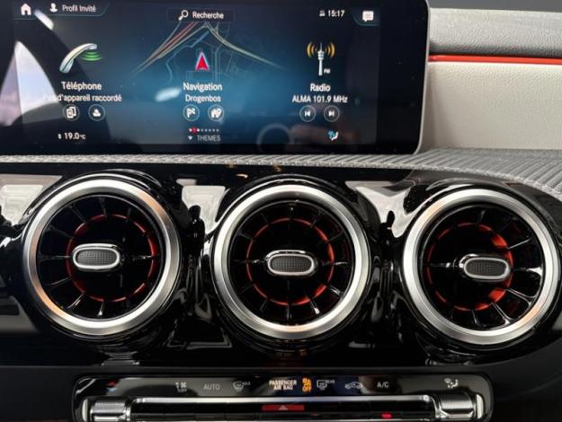 MERCEDES-BENZ A-Klasse A 200 Launch Edition
