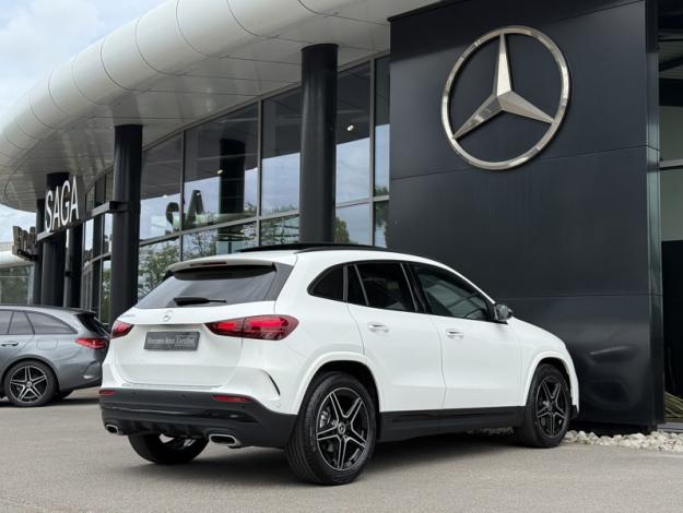 MERCEDES-BENZ GLA 200 d AMG Line  GLA 200 d AMG Line