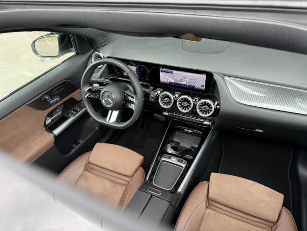MERCEDES-BENZ GLA 200 d AMG Line  GLA 200 d AMG Line