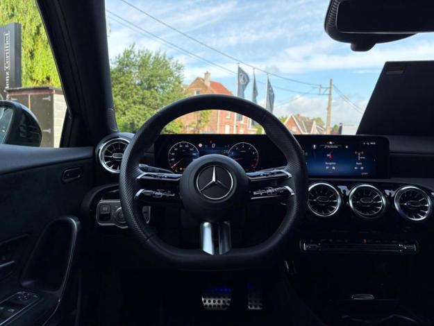 MERCEDES-BENZ A-Klasse A 180 AMG Line