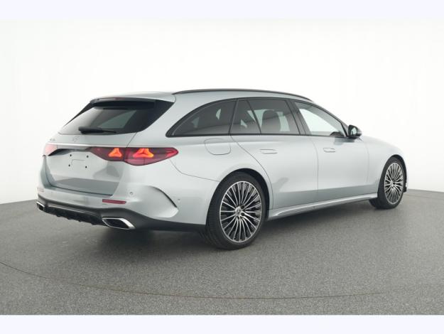 MERCEDES-BENZ E-Klasse E 300 e Break AMG Line Launch Edition
