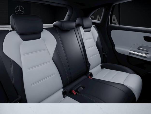 MERCEDES-BENZ GLA 200 d AMG Line  