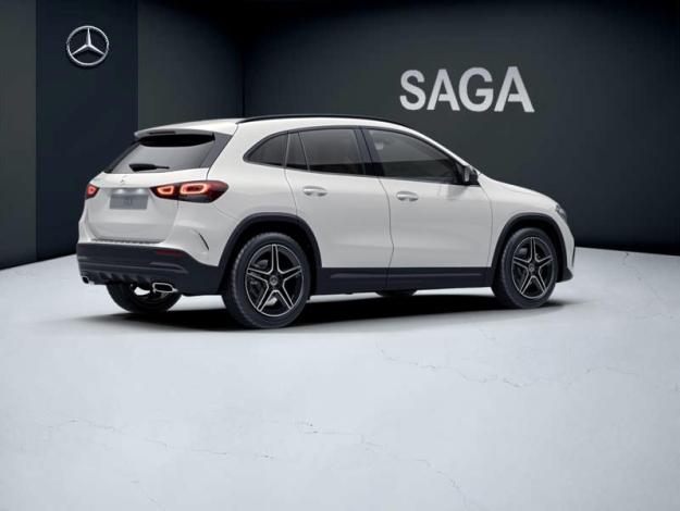 MERCEDES-BENZ GLA 200 d AMG Line  