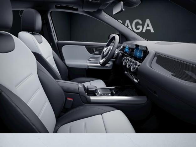 MERCEDES-BENZ GLA 200 d AMG Line  