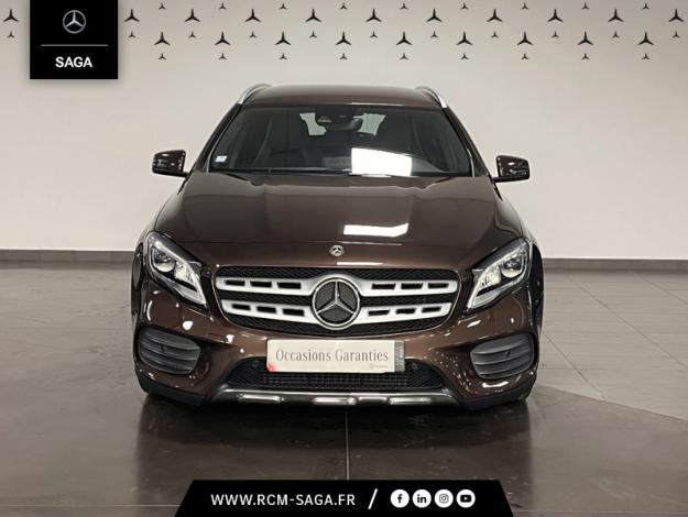 MERCEDES-BENZ GLA 180 Fascination  
