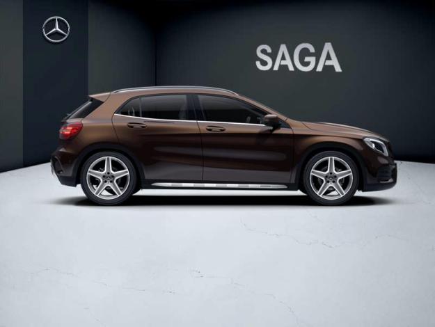 MERCEDES-BENZ GLA 180 Fascination  