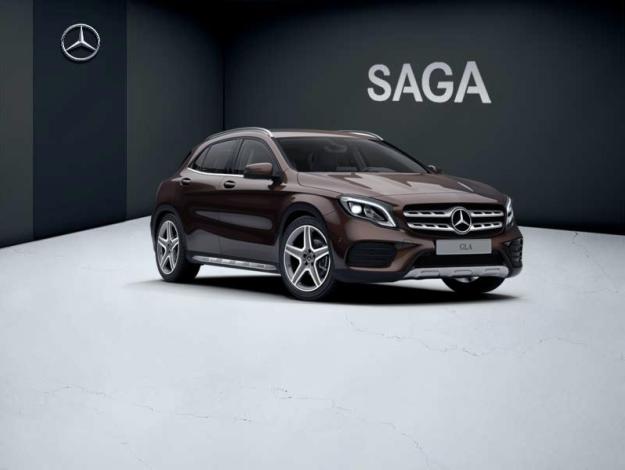 MERCEDES-BENZ GLA 180 Fascination  