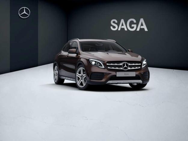 MERCEDES-BENZ GLA 180 Fascination  