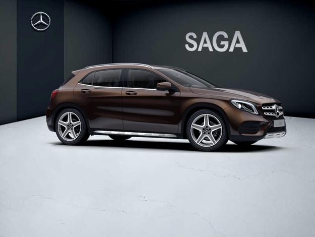 MERCEDES-BENZ GLA 180 Fascination  